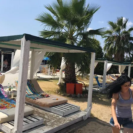 Villa Amatheia, Beachfront Kato Melidhoni