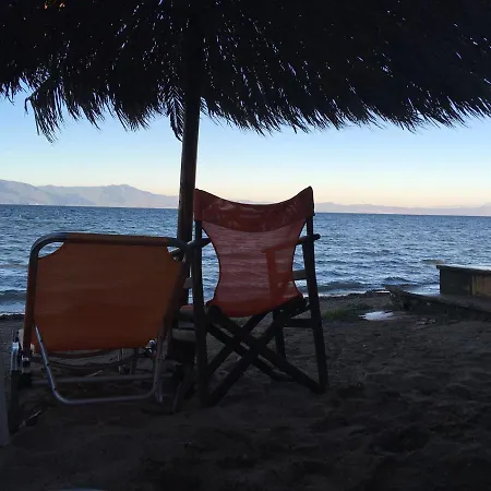 Amatheia, Beachfront Kato Melidhoni