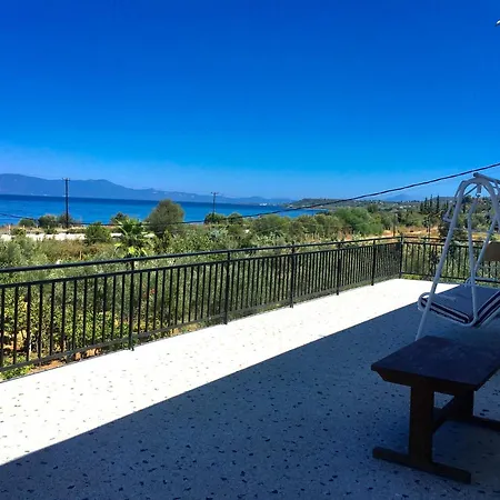 Amatheia, Beachfront Villa Kato Melidhoni