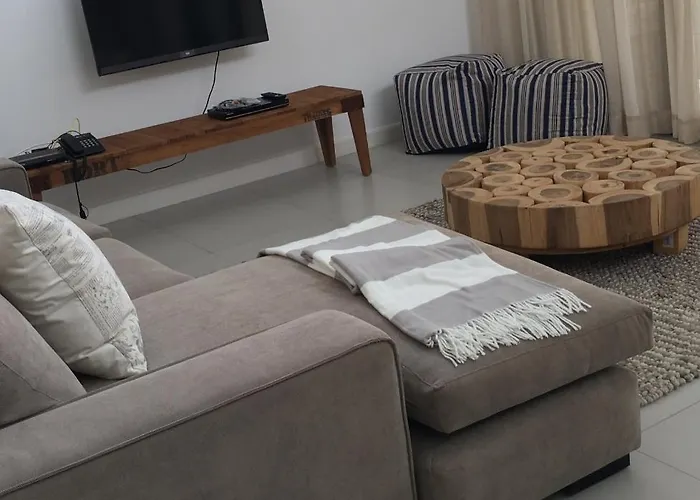 Amatheia, Beachfront Vila