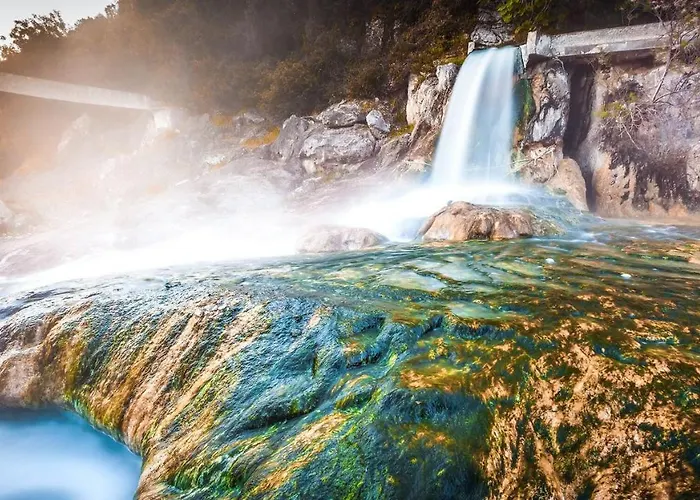 Amatheia, Beachfront Vila