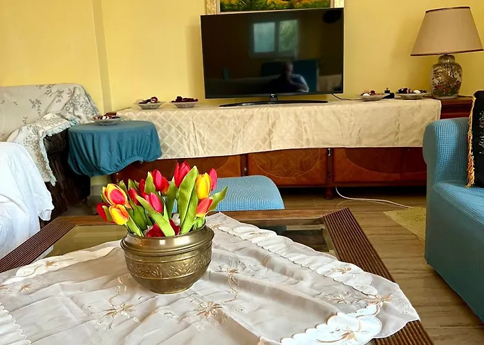 Amatheia, Beachfront Vila *