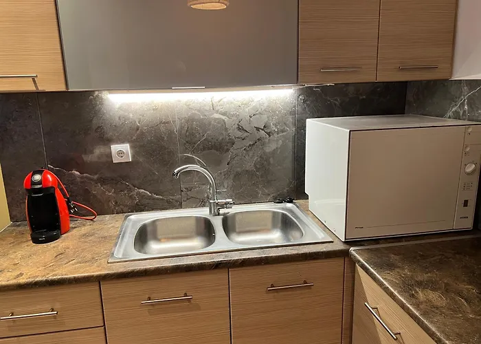 Amatheia, Beachfront Vila *